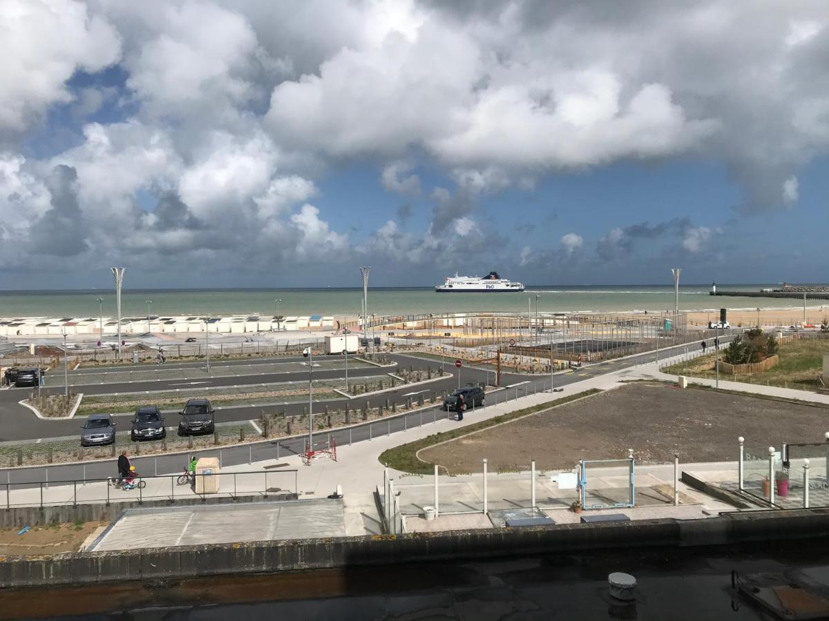 Le Bien Venue Chez Vous Calais Exterior foto